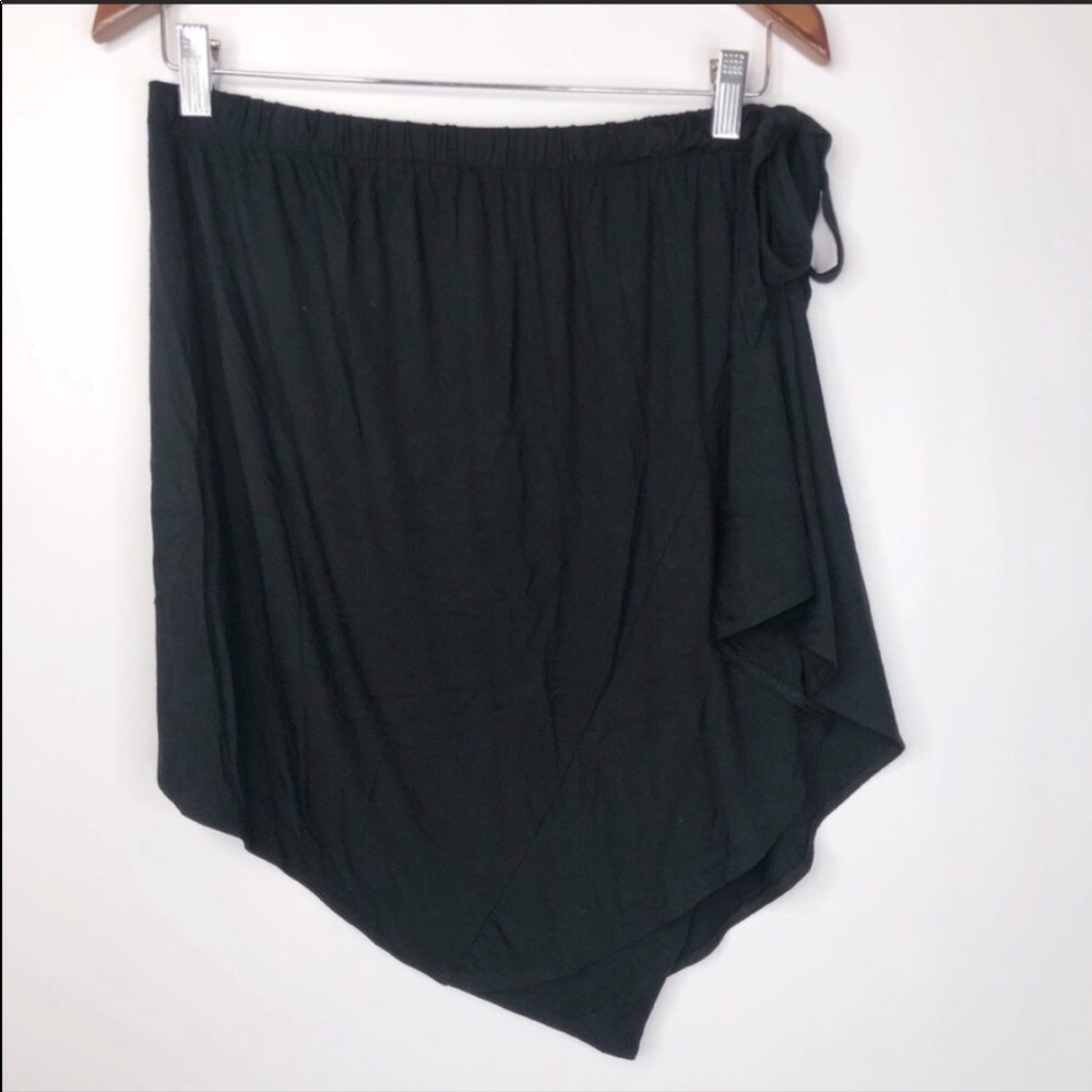 Aritzia Babaton Black Asymmetrical Skirt
